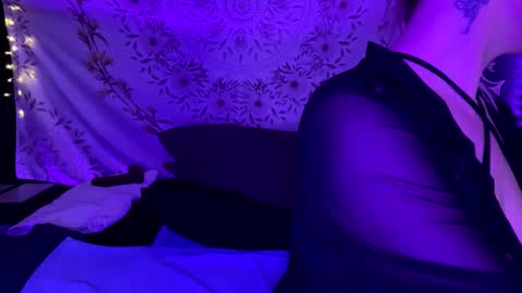 BossMom online show from January 28, 2025, 5:11 am