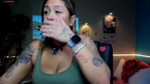 bossyroxy84 online show from February 25, 2026, 12:42 am