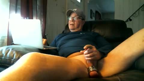 Jackie online show from April 27, 2026, 11:52 am