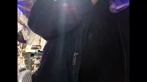 bouncr714 online show from February 18, 2026, 3:24 am