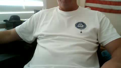 Snapshot of bourbonman144 chatting on July 24, 2026, 9:35 pm bourbonman144 online show from July 24, 2026, 9:35 pm