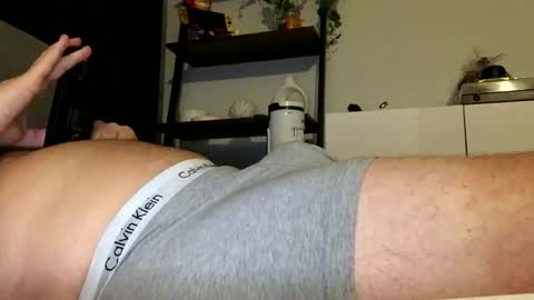 boxerbro123 online show from October 8, 2025, 6:38 pm