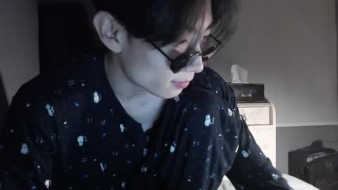 Snapshot of boxman556990 chatting on January 17, 2025, 10:22 am boxman556990 online show from January 17, 2025, 10:22 am