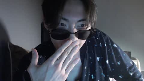 Snapshot of boxman556990 chatting on January 18, 2025, 7:37 pm boxman556990 online show from January 18, 2025, 7:37 pm