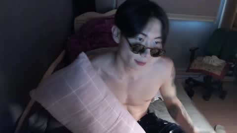 Snapshot of boxman556990 chatting on February 14, 2025, 12:41 am boxman556990 online show from February 14, 2025, 12:41 am