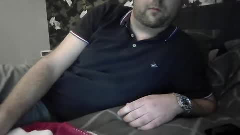 Snapshot of boy27weert chatting on January 2, 2025, 8:35 pm Nope online show from January 2, 2025, 8:35 pm