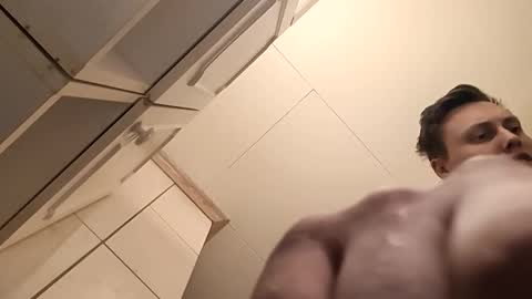 boy39957273 online show from June 6, 2026, 2:16 am