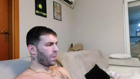 Snapshot of boy_aroundtheworld chatting on October 21, 2025, 8:42 pm Dan online show from October 21, 2025, 8:42 pm