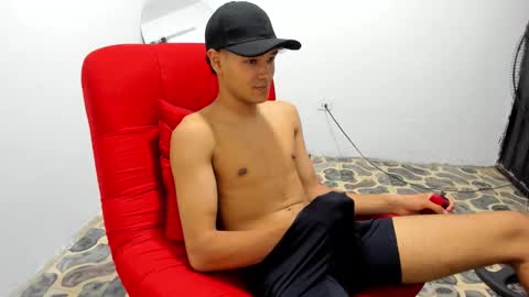 Snapshot of boy_cock_15 chatting on October 22, 2025, 11:04 pm boy_cock_15 online show from October 22, 2025, 11:04 pm