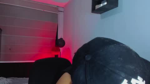 boy_nauthy online show from January 5, 2025, 5:09 am