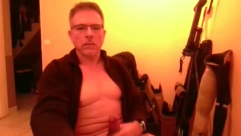 boyaroues online show from February 16, 2026, 10:06 pm