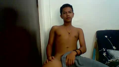 Snapshot of boyax16 chatting on December 10, 2024, 8:40 am boyax16 online show from December 10, 2024, 8:40 am