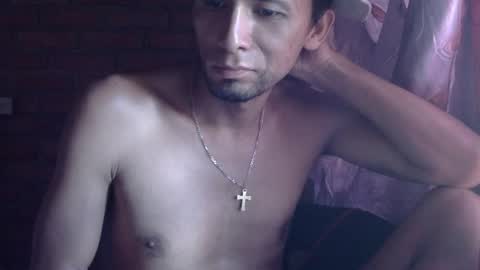 Boy online show from April 22, 2026, 6:53 pm