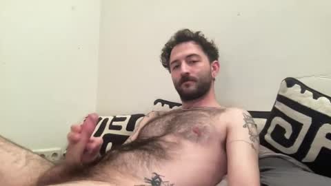 boyfriend_shrapnel online show from December 15, 2024, 4:59 pm