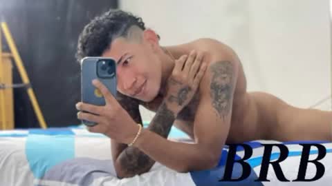 boyhot_sw online show from December 10, 2024, 2:27 am