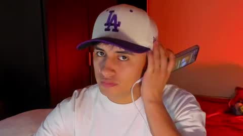 miguel  online show from April 22, 2026, 10:33 pm