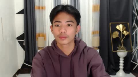 Snapshot of boynextdoor4ux chatting on January 4, 2025, 8:16 pm HI IM JAMES DONT FORGET GIVE ME THUMBS UP AND JOIN TO MY FANCLUB online show from January 4, 2025, 8:16 pm
