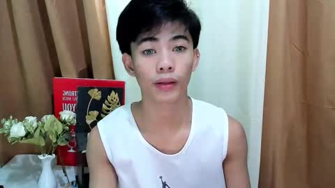 Snapshot of boynextdoor4ux chatting on October 23, 2025, 6:23 am HI IM JAMES DONT FORGET GIVE ME THUMBS UP AND JOIN TO MY FANCLUB online show from October 23, 2025, 6:23 am