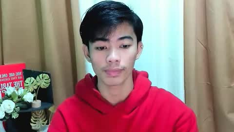 Snapshot of boynextdoor4ux chatting on November 11, 2025, 7:36 pm HI IM JAMES DONT FORGET GIVE ME THUMBS UP AND JOIN TO MY FANCLUB online show from November 11, 2025, 7:36 pm