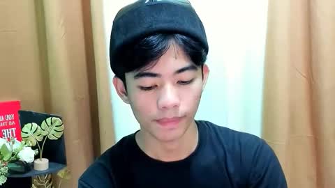 Snapshot of boynextdoor4ux chatting on November 19, 2025, 3:39 am HI IM JAMES DONT FORGET GIVE ME THUMBS UP AND JOIN TO MY FANCLUB online show from November 19, 2025, 3:39 am