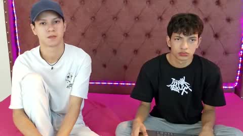 ALEX - TAYLER  -MIKE online show from December 18, 2024, 1:56 pm