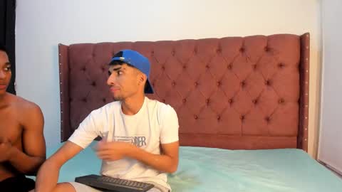 ALEX - TAYLER  -MIKE online show from September 12, 2025, 1:11 pm