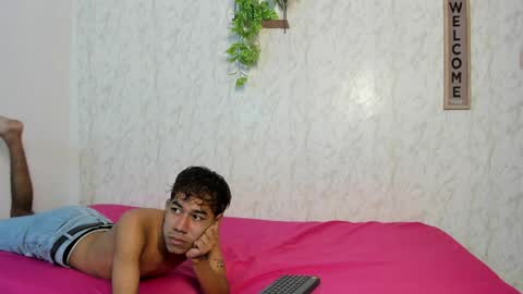 ALEX - TAYLER  -MIKE online show from March 28, 2026, 1:27 am