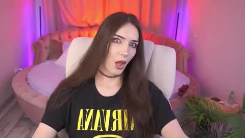 Nova online show from October 11, 2025, 9:46 pm