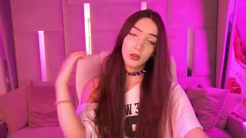 Nova online show from November 6, 2025, 10:43 pm