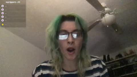 Snapshot of boywithbug chatting on September 15, 2025, 2:11 am boywithbug online show from September 15, 2025, 2:11 am