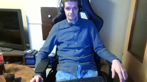 Snapshot of bponie1 chatting on January 10, 2025, 11:08 pm bponie1 online show from January 10, 2025, 11:08 pm