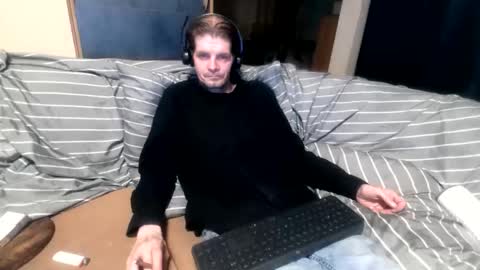 Snapshot of bponie1 chatting on September 16, 2025, 2:56 am bponie1 online show from September 16, 2025, 2:56 am