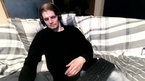 bponie1 online show from May 10, 2026, 2:28 am
