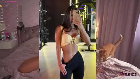 Snapshot of brabuss_ chatting on March 14, 2026, 5:57 am Lana online show from March 14, 2026, 5:57 am