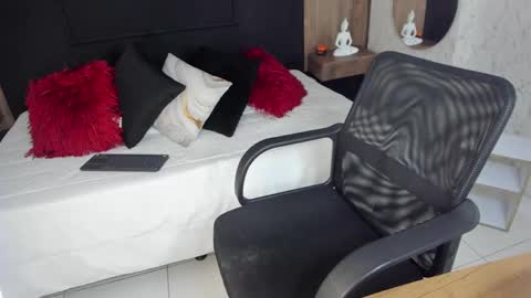 Snapshot of brad1_ chatting on December 6, 2024, 1:29 am instagramBrad mayers1twittermayersbrad online show from December 6, 2024, 1:29 am