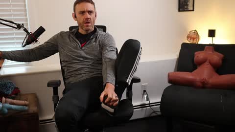 BradBronton online show from December 20, 2024, 6:56 pm