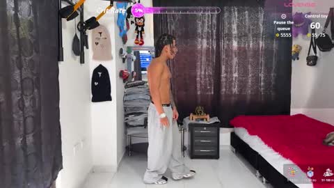 Snapshot of bradley_strong_ chatting on November 15, 2025, 4:36 pm Bradley Strong online show from November 15, 2025, 4:36 pm