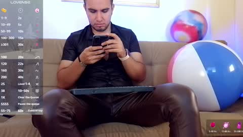 Snapshot of bradleycolton chatting on January 13, 2025, 1:17 pm Bradley Colton Independ Model online show from January 13, 2025, 1:17 pm