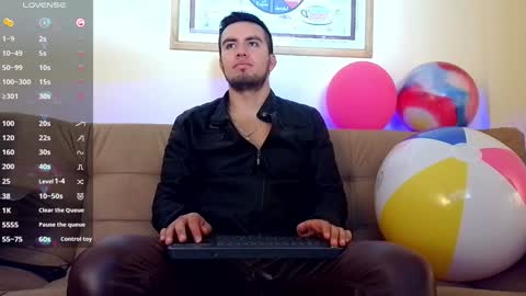 Snapshot of bradleycolton chatting on January 18, 2025, 1:18 pm Bradley Colton Independ Model online show from January 18, 2025, 1:18 pm