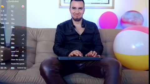 Snapshot of bradleycolton chatting on January 30, 2025, 1:21 pm Bradley Colton Independ Model online show from January 30, 2025, 1:21 pm