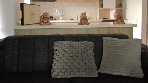 bradleymartin7 online show from December 24, 2024, 9:00 pm