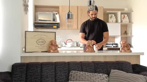 bradleymartin7 online show from January 6, 2025, 7:02 pm