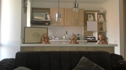 bradleymartin7 online show from January 12, 2025, 1:16 pm