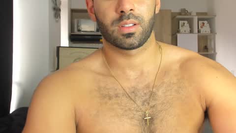 bradleymartin7 online show from February 1, 2025, 8:58 pm