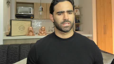 bradleymartin7 online show from October 21, 2025, 11:49 pm