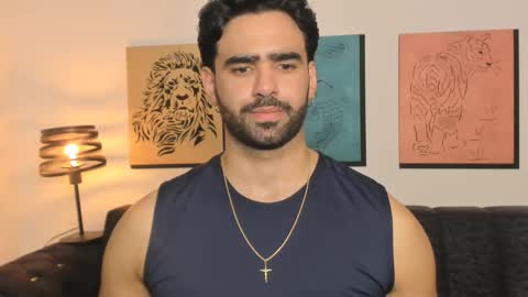 bradleymartin7 online show from March 18, 2026, 12:25 am