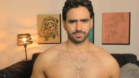 bradleymartin7 online show from March 31, 2026, 12:45 am