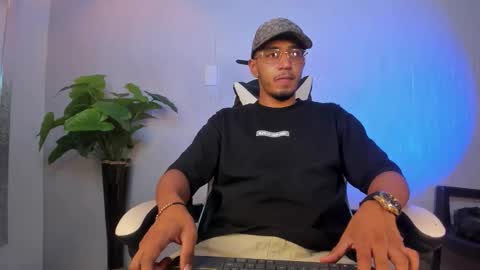 Brand  online show from December 16, 2025, 8:14 pm