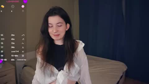 Snapshot of brandikenady chatting on September 24, 2025, 7:23 am Hild online show from September 24, 2025, 7:23 am