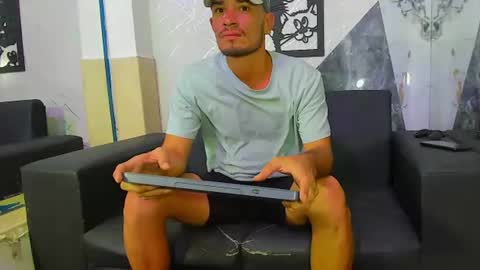 brandon_bless online show from July 7, 2026, 8:35 pm